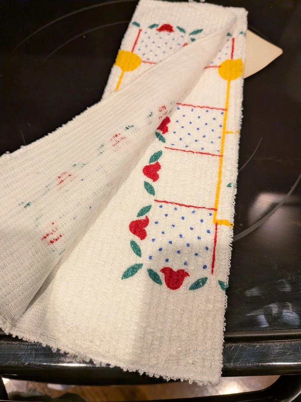 New Old Stock Cannon White Floral Kitchen Dish Cloth - Yellow Accent Made In USA